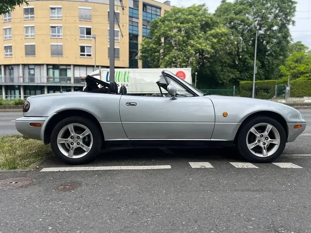 Gebraucht Mazda MX5 90 PS (66 kW) 1995 Silber Cabrio