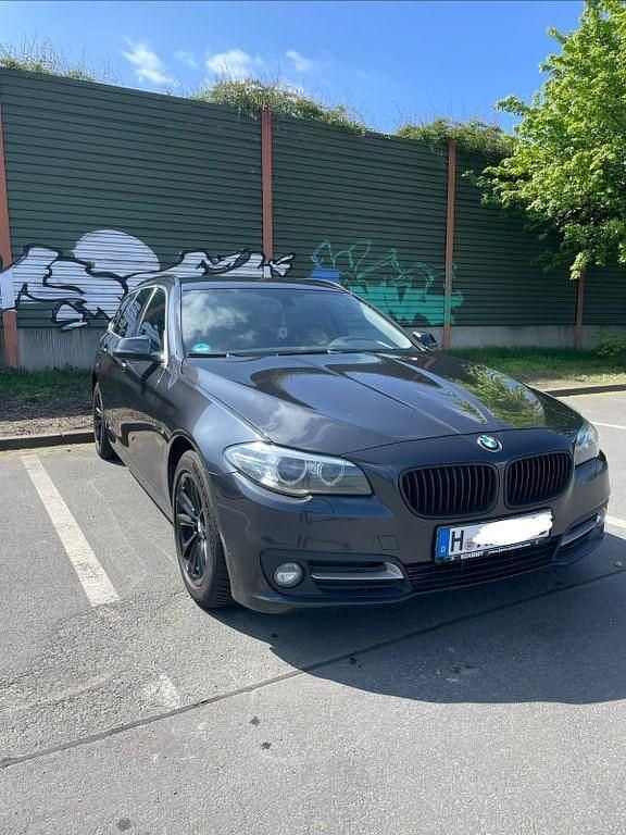 Usata BMW 525 218 CV (160 kW) 2015 Nero Berlina