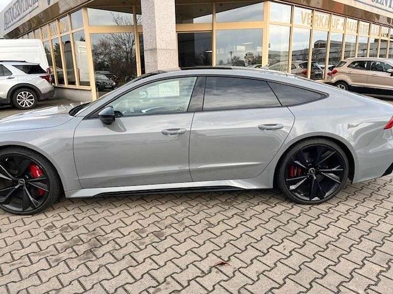 Gebraucht Audi RS7 Sportback Sport 600 PS (441 kW) 2023 Nardograu Kleinwagen