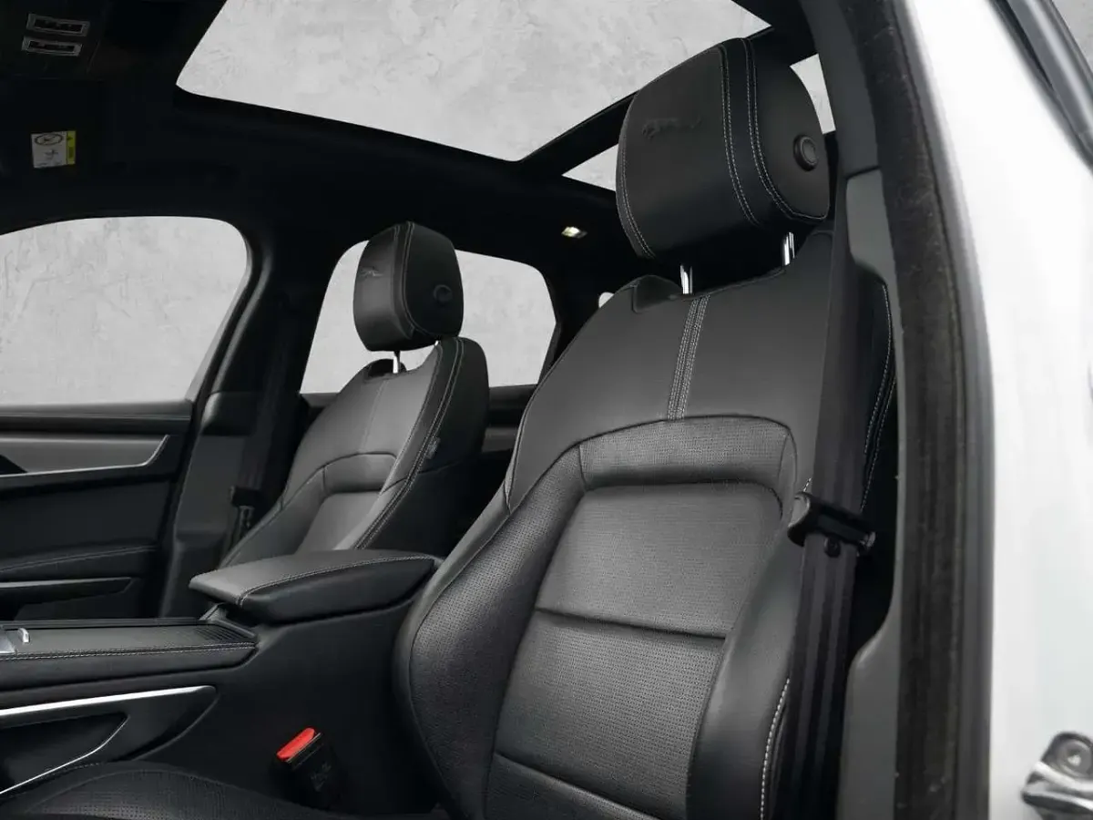 Gebraucht Jaguar F-Pace R-Dynamic 300 PS (220 kW) 2023 Weiß SUV