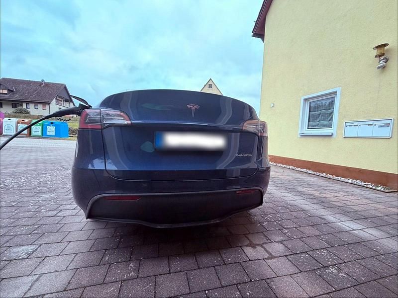 Usado Tesla Model Y 274 kW (373 CV) 2022 Azul SUV