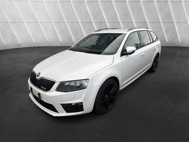 Gebraucht Skoda Octavia RS 184 PS (135 kW) 2014 Weiß Kleinwagen