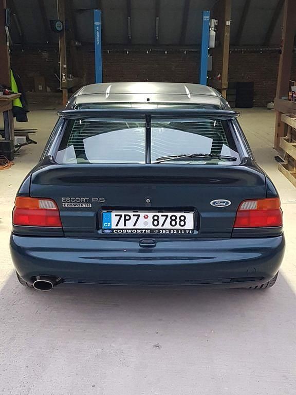Gebraucht Ford Escort RS 220 PS (161 kW) 1997 Blau Limousine