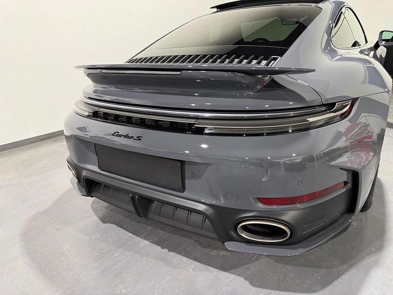 Neu Porsche 911 711 PS (522 kW) 2026 Grau