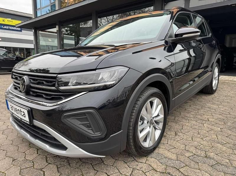 Neu VW T-Cross Life 116 PS (85 kW) 2026 Deep black perleffekt SUV