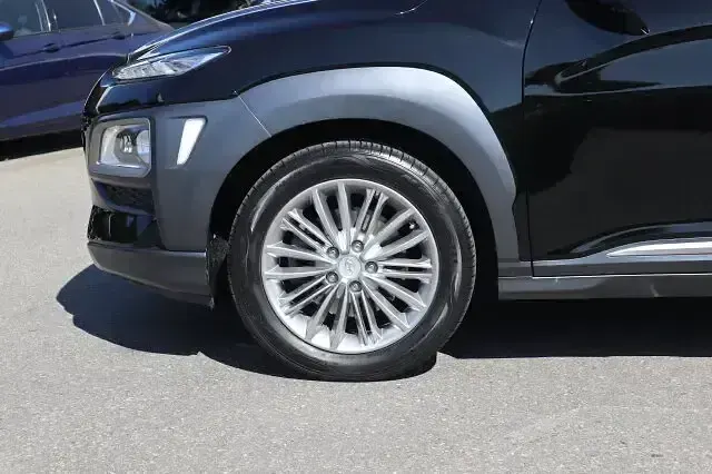 Gebraucht Hyundai Kona Style 195 PS (143 kW) 2021 Phantom schwarz SUV