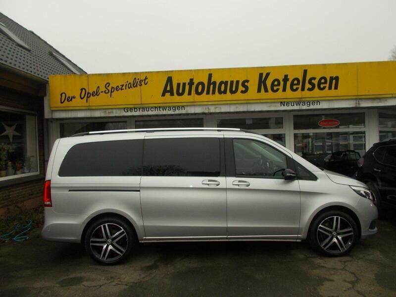Silber Gebraucht 2019 Mercedes V250 Edition Van / Kleinbus | 39.999 € (Fairer Preis) - Bild 1/4