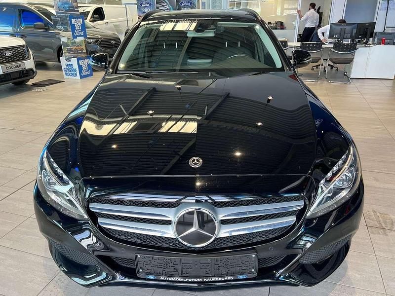 Gebraucht Mercedes C220 170 PS (125 kW) 2017 Schwarz  unilack Kombi