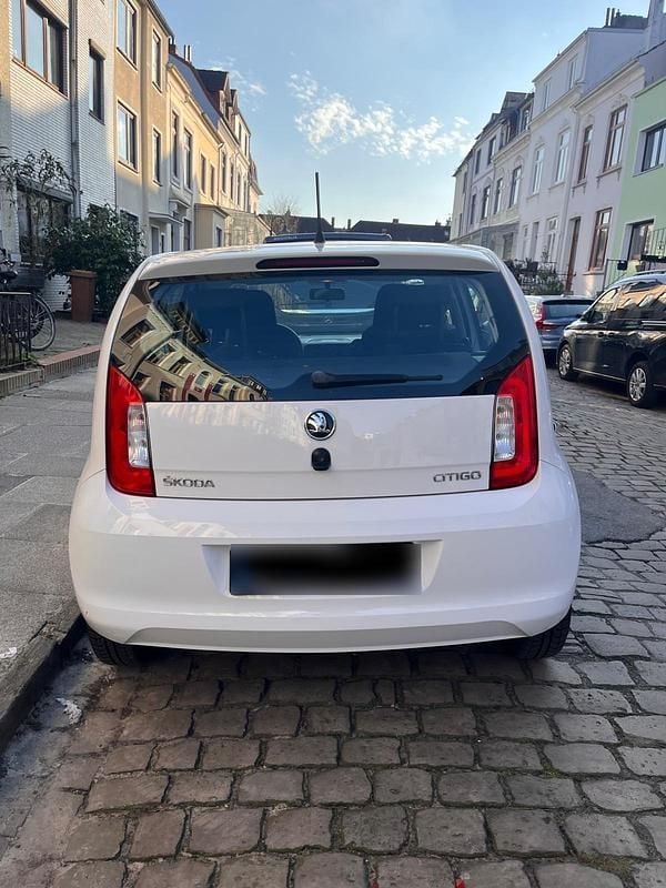 Gebraucht Skoda Citigo Active 60 PS (44 kW) 2019 Weiß Kleinwagen