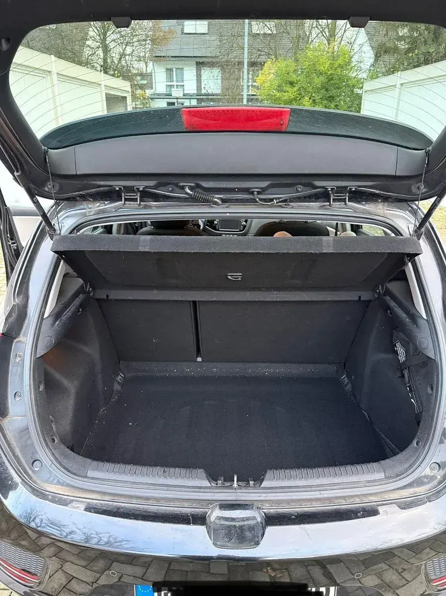 Używany Kia Ceed DREAM-TEAM Edition 101 KM (74 kW) 2018 Czarny Hatchback