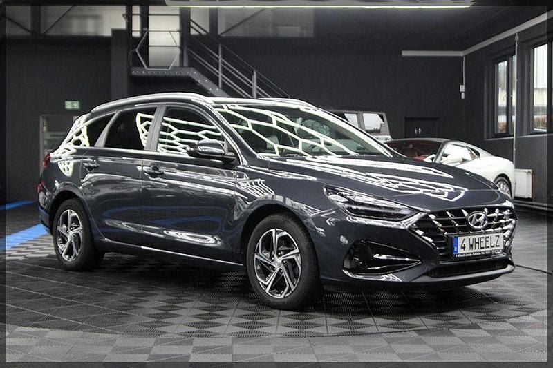 Gebraucht Hyundai i30 Prime 159 PS (116 kW) 2020 Grau Kombi