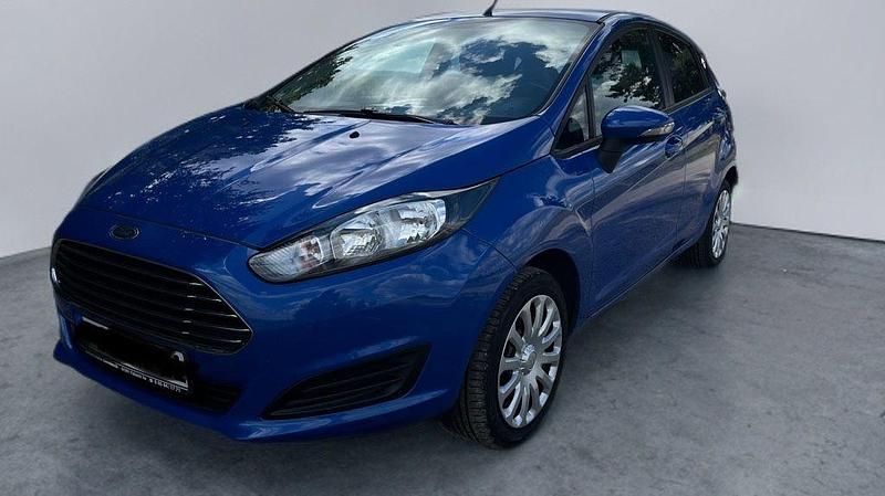 Blau Gebraucht 2013 Ford Fiesta Trend Kleinwagen | 4.100 € (Guter Preis) - Bild 1/4