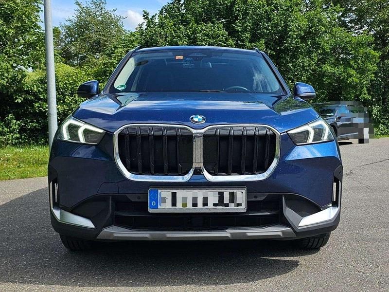 Blau Gebraucht 2023 BMW X1 SUV | 35.499 € (Guter Preis) - Bild 1/4