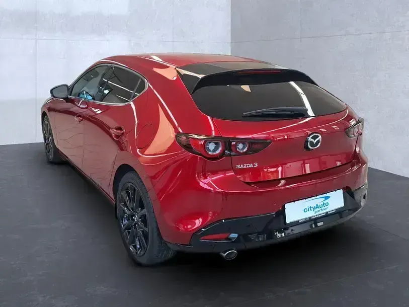 Neu Mazda 3 Homura-Line 2026 Rot Limousine