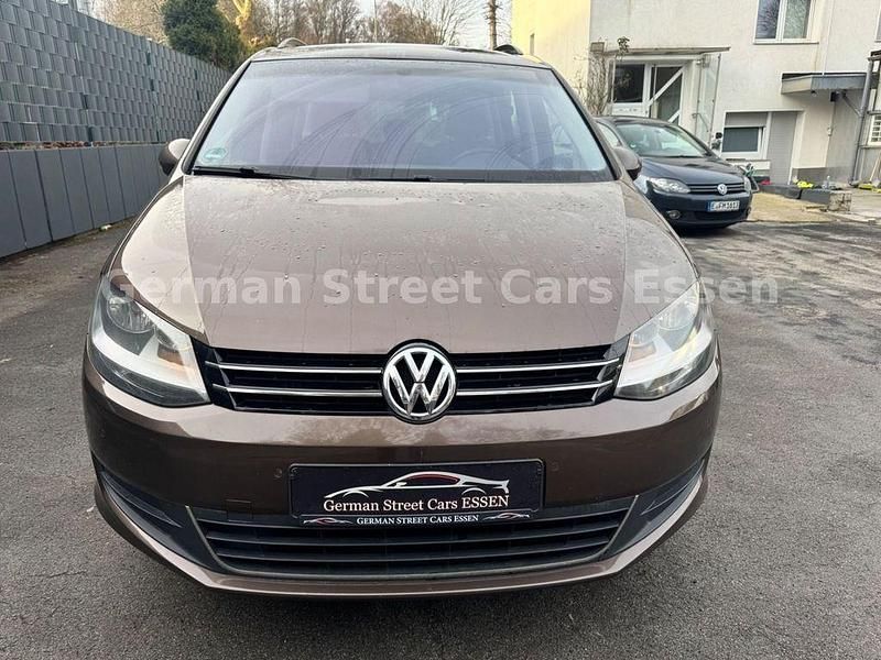 Gebraucht VW Sharan 140 PS (102 kW) 2011 Braun Van / Kleinbus