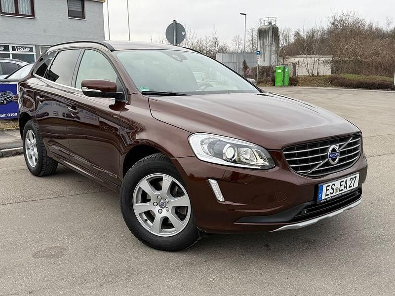 Gebraucht 2015 Volvo XC60 Momentum SUV | 17.650 € (Etwas zu teuer) - Bild 1/4