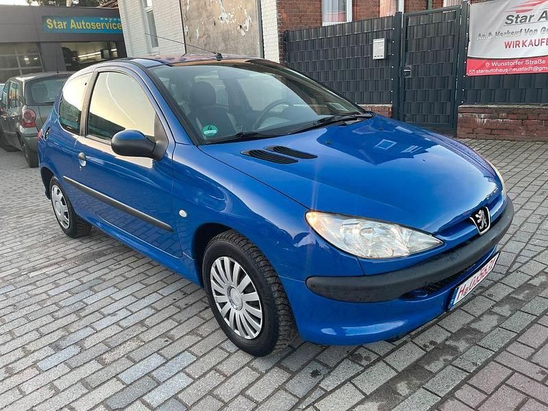 Gebraucht Peugeot 206 Filou 75 PS (55 kW) 2005 Blau Limousine