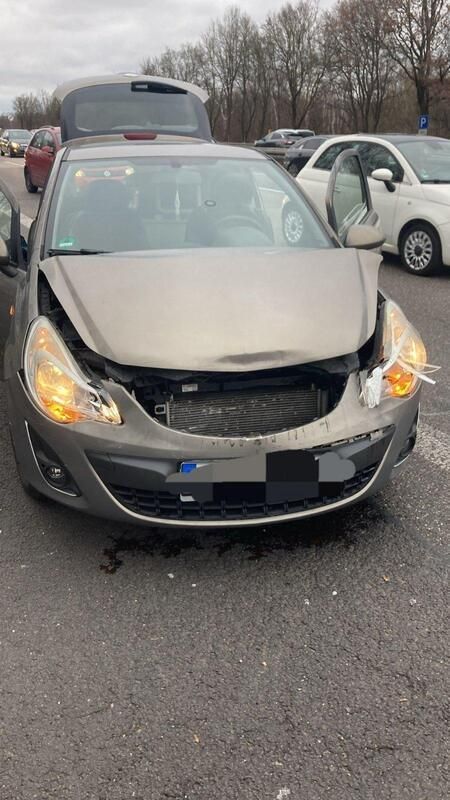 Braun Gebraucht 2012 Opel Corsa S Kleinwagen | 600 € - Bild 1/4