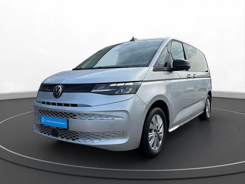 Gebraucht VW Multivan Basis 150 PS (110 kW) 2024 Silber Van