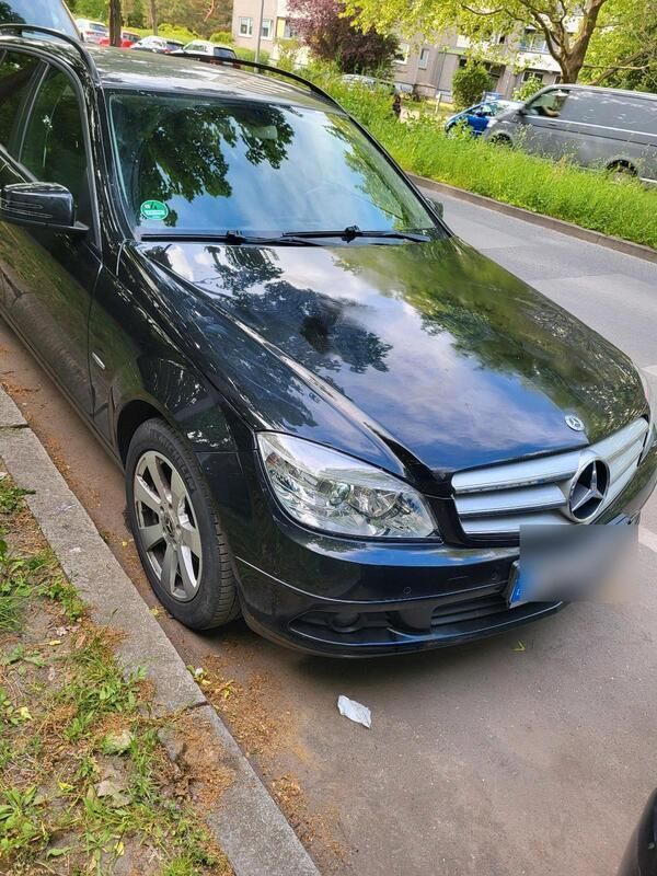 Schwarz Gebraucht 2010 Mercedes C220 Kombi | 5.000 € (Fairer Preis) - Bild 1/4