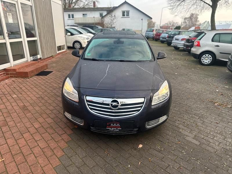 Gebraucht Opel Insignia Edition 131 PS (96 kW) 2013 Luxor Limousine