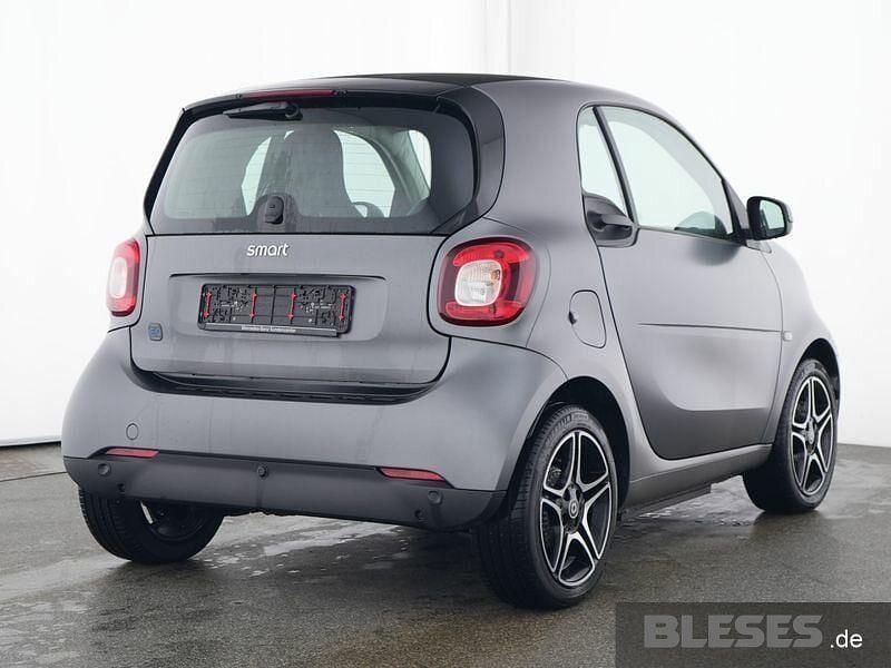 Gebraucht Smart ForTwo Coupé Prime 60 kW (82 PS) 2023 Grau Kleinwagen