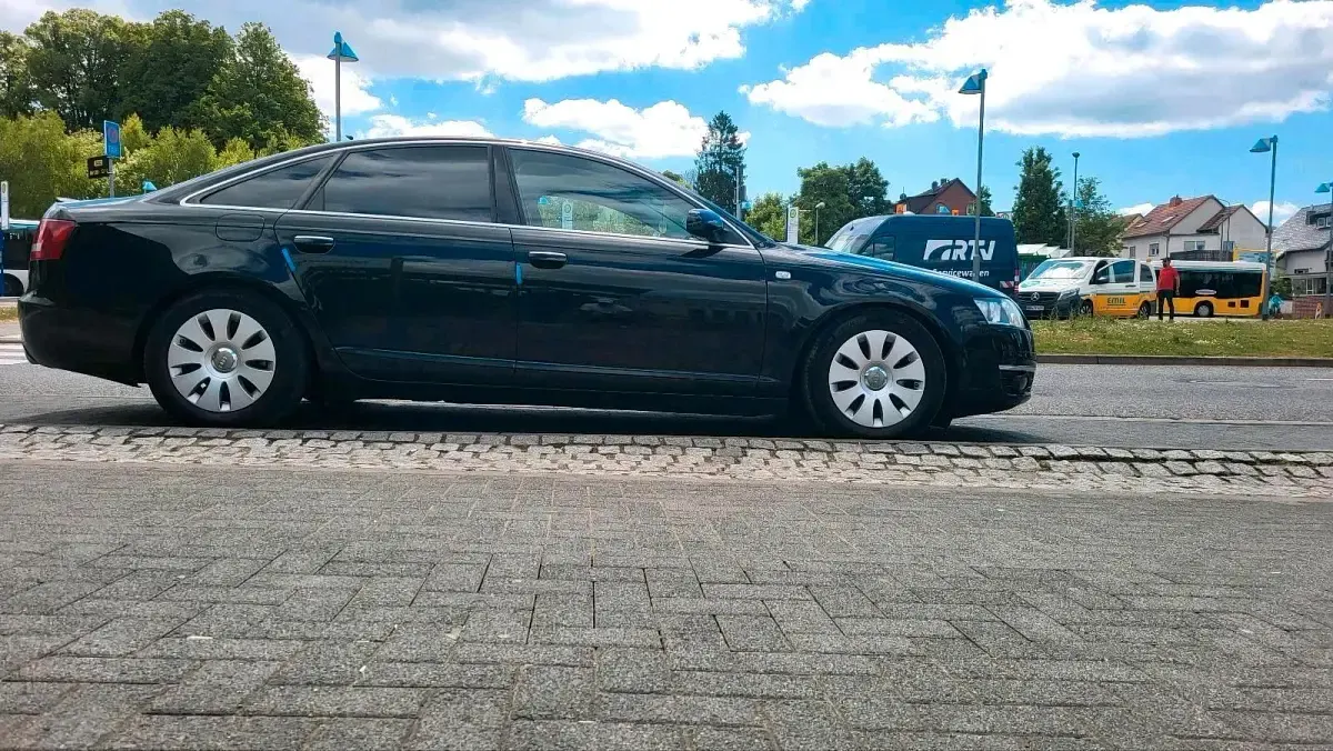 Gebraucht Audi A6 177 PS (130 kW) 2007 Schwarz Limousine