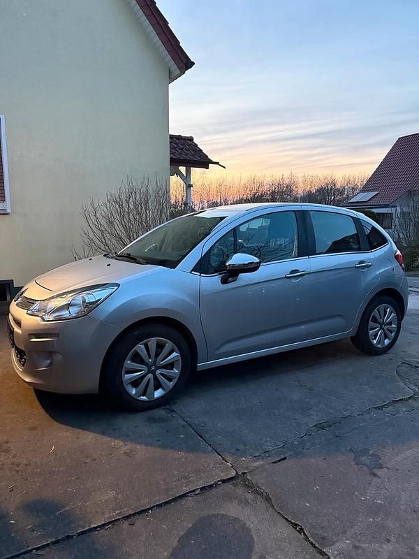 Gebraucht Citroën C3 68 PS (50 kW) 2013 Silber Kleinwagen