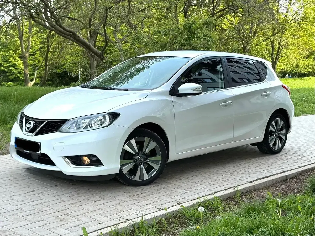 Gebraucht Nissan Pulsar Acenta 110 PS (80 kW) 2014 Weiß Kleinwagen