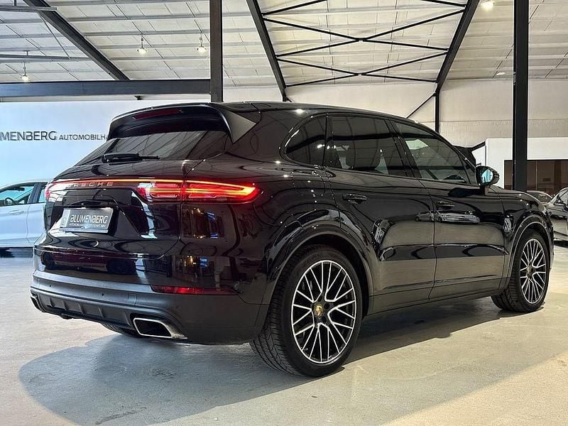 Second-hand Porsche Cayenne 340 CP (250 kW) 2019 Negru SUV