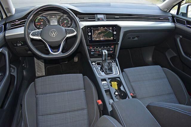 Usata VW Passat GTE 218 CV (160 kW) 2021 Bianco Station wagon