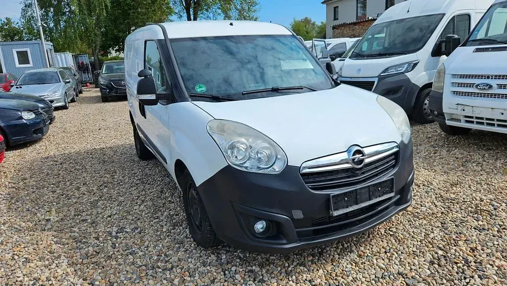 Gebraucht Opel Combo 90 PS (66 kW) 2012 Weiß Van / Kleinbus