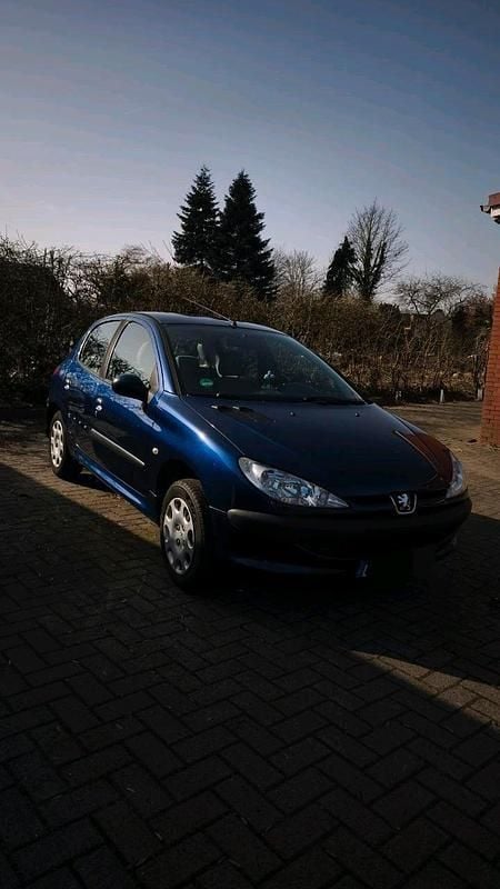 Gebraucht Peugeot 206 75 PS (55 kW) 2006 Blau Kleinwagen
