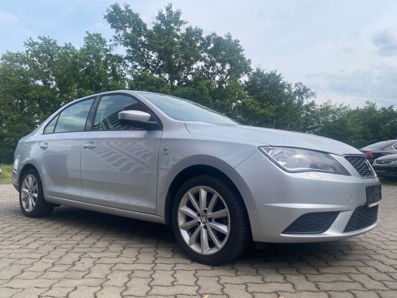 Gebraucht Seat Toledo Reference 105 PS (77 kW) 2013 Silber Limousine