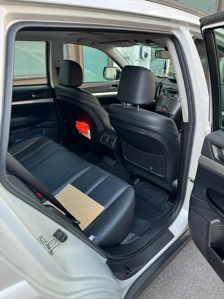 Gebraucht Subaru Outback 167 PS (122 kW) 2010 Weiß Kombi