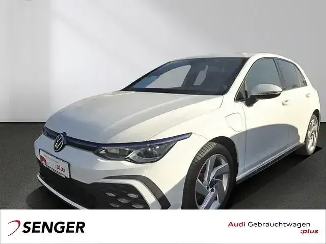 Używany VW Golf VIII GTE 245 KM (180 kW) 2021 Sedan/Limuzyna