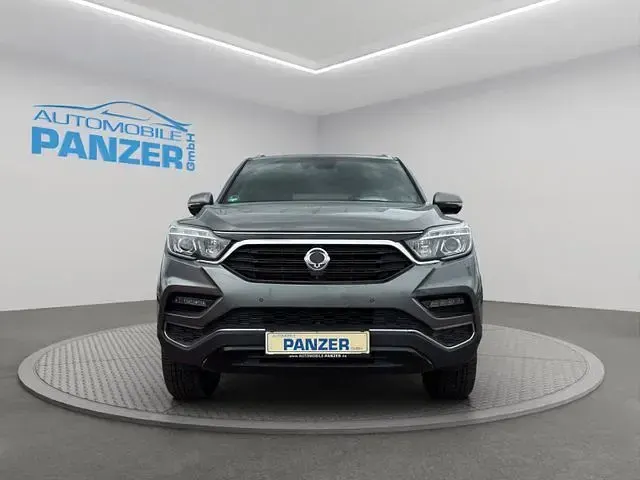 Gebraucht SsangYong Rexton 181 PS (133 kW) 2017 Grau SUV