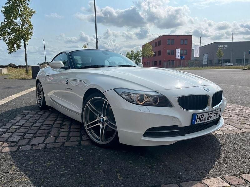 Weiß Gebraucht 2009 BMW Z4 Cabrio | 13.950 € (Superpreis) - Bild 1/4