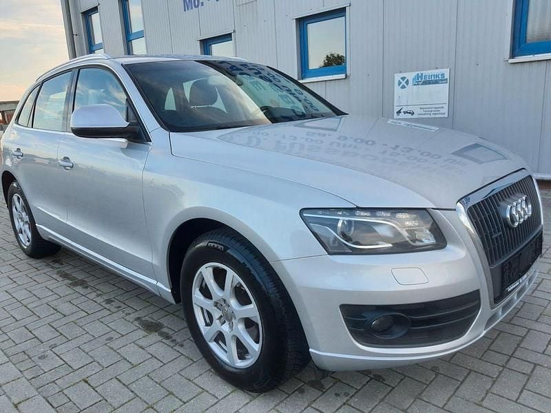 Silber Gebraucht 2012 Audi Q5 Design SUV | 10.900 € (Fairer Preis) - Bild 1/4