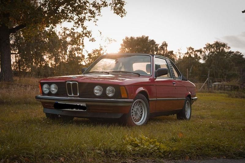 Rot Gebraucht 1981 BMW 318 Cabrio | 11.000 € - Bild 1/4