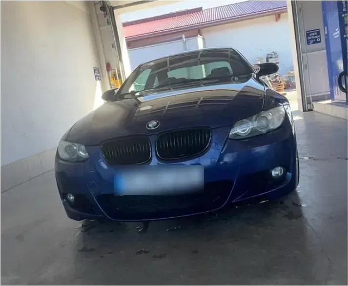 Gebraucht BMW 320 177 PS (130 kW) 2008 Blau Coupé