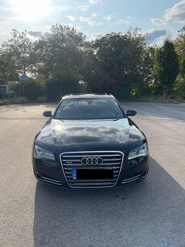 Blau Gebraucht 2011 Audi A8L Ambiente Limousine | 18.000 € (Fairer Preis) - Bild 1/4