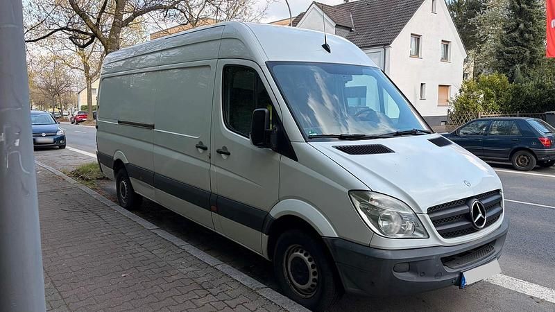 Używany Mercedes Sprinter 163 KM (119 kW) 2011 Biały