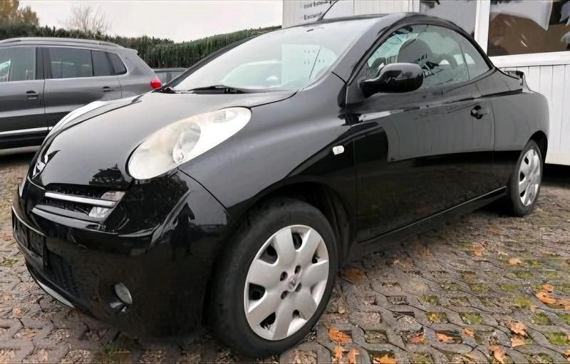 Schwarz Gebraucht 2006 Nissan Micra C+C Basis Cabrio | 2.000 € (Guter Preis) - Bild 1/4