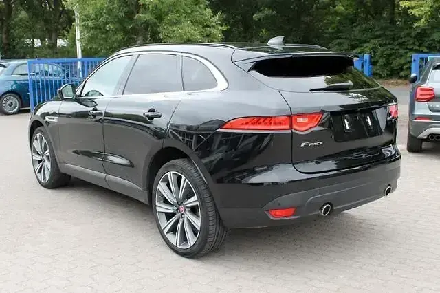 Gebraucht Jaguar F-Pace Prestige 301 PS (221 kW) 2020 Schwarz SUV