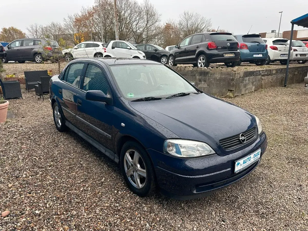 Gebraucht Opel Astra Comfort 101 PS (74 kW) 1999 Blau Limousine