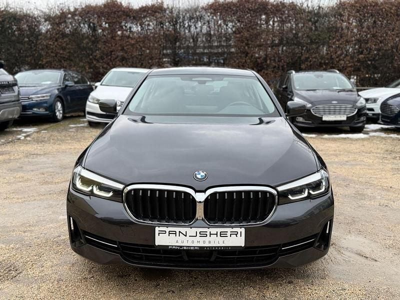 Gebraucht BMW 520 190 PS (139 kW) 2020 Sophistograu brillanteffekt Limousine
