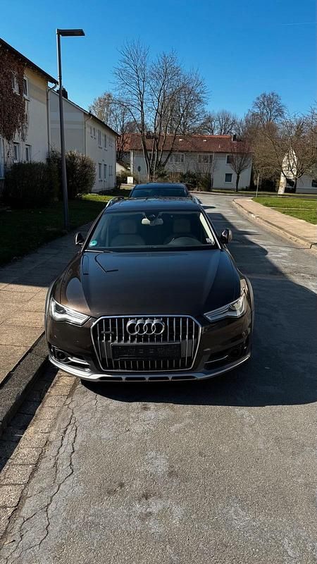 Gebraucht Audi A6 Allroad 218 PS (160 kW) 2015 Braun Kombi