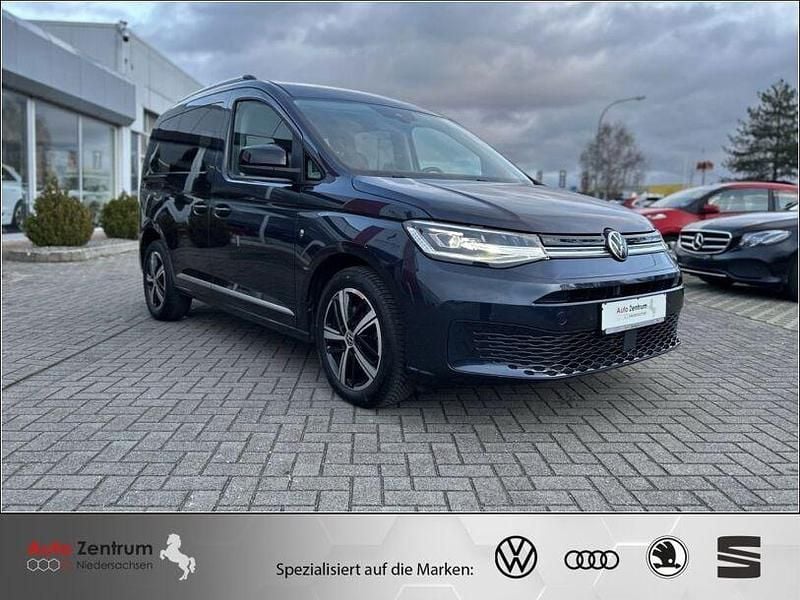Gebraucht VW Caddy Style 122 PS (89 kW) 2021 Starlight blue metallic Van / Kleinbus
