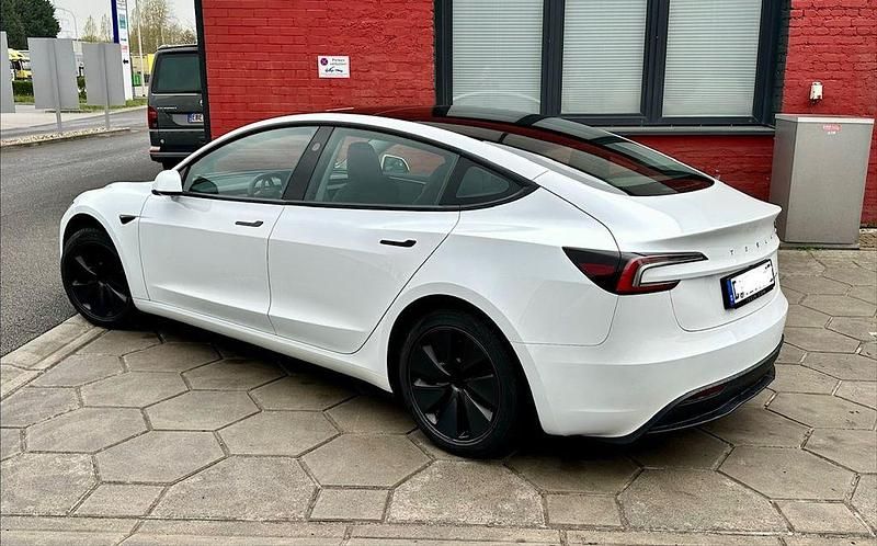 Gebraucht Tesla Model 3 Long Range AWD 366 kW (498 PS) 2023 Weiß Limousine